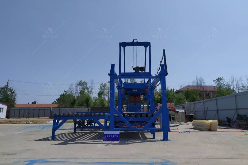 信陽高鐵護坡磚生產線